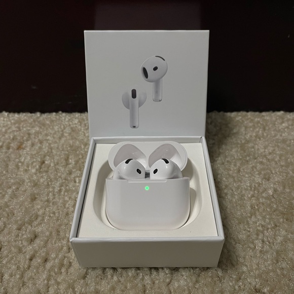 AirPods Gen 4